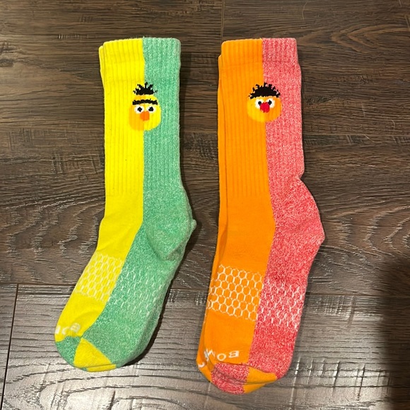 Bombas Accessories Bombas Bert And Ernie Sesame Street Themed Colorful Tall Socks Medium